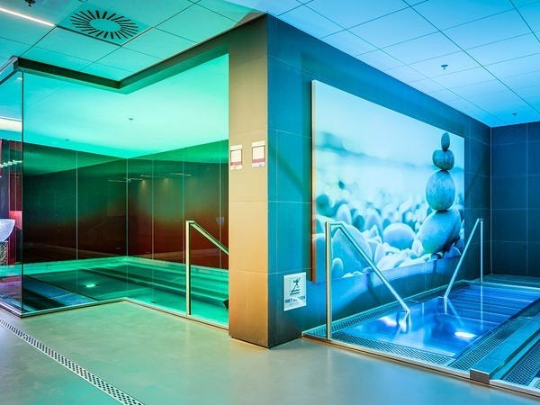 Combi-arrangement Blue Wellness èn 4* Hotelovernachting(2p.), Twee personen, 1 overnachting