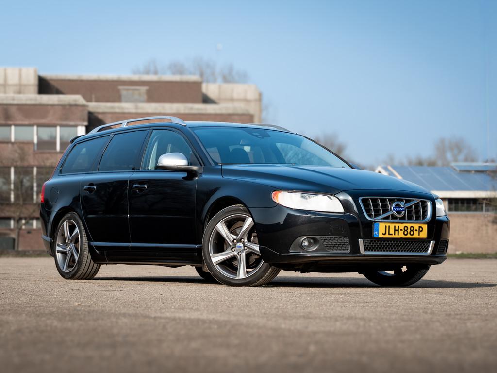 Volvo V70 1.6 T4 R-Design. TREKHAAK!, Voorwielaandrijving, 15 km/l, Zwart, 4 cilinders