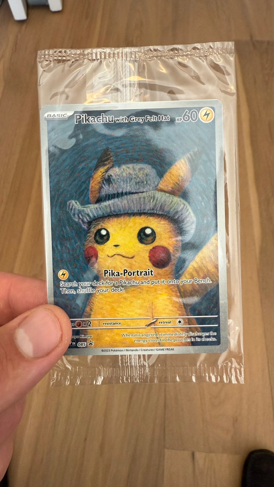 Pikachu van gogh pokemon kaart, Ophalen of Verzenden, Zo goed als nieuw