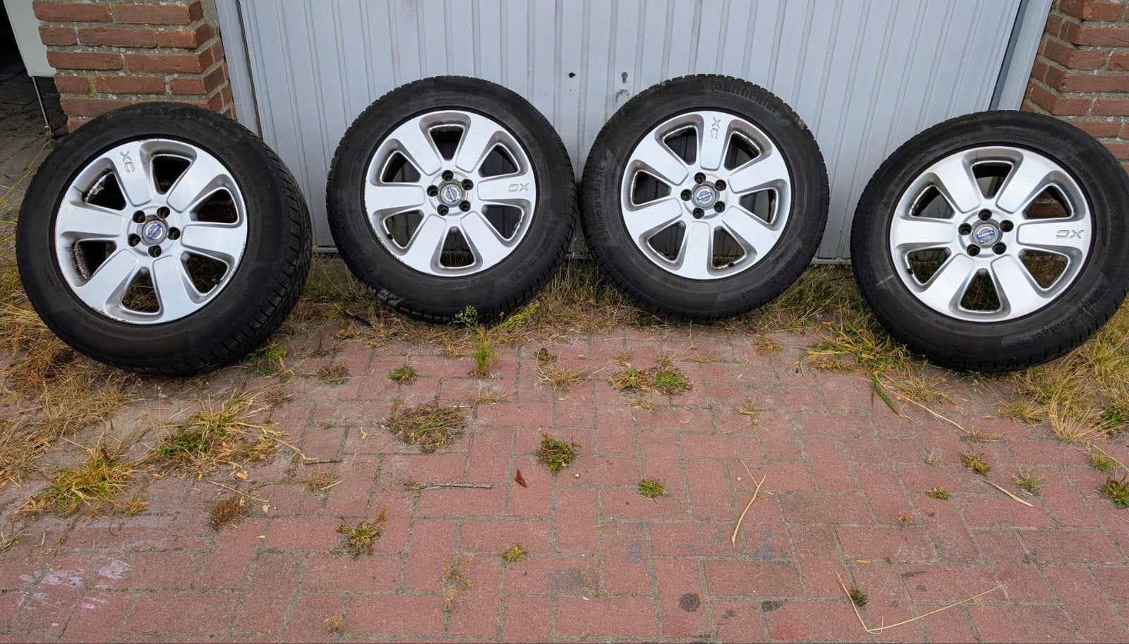 Set van 4 Volvo XC70 of XC60 velgen met winterbanden, Auto-onderdelen, Banden en Velgen, Ophalen, 18 inch, Gebruikt, Banden en Velgen