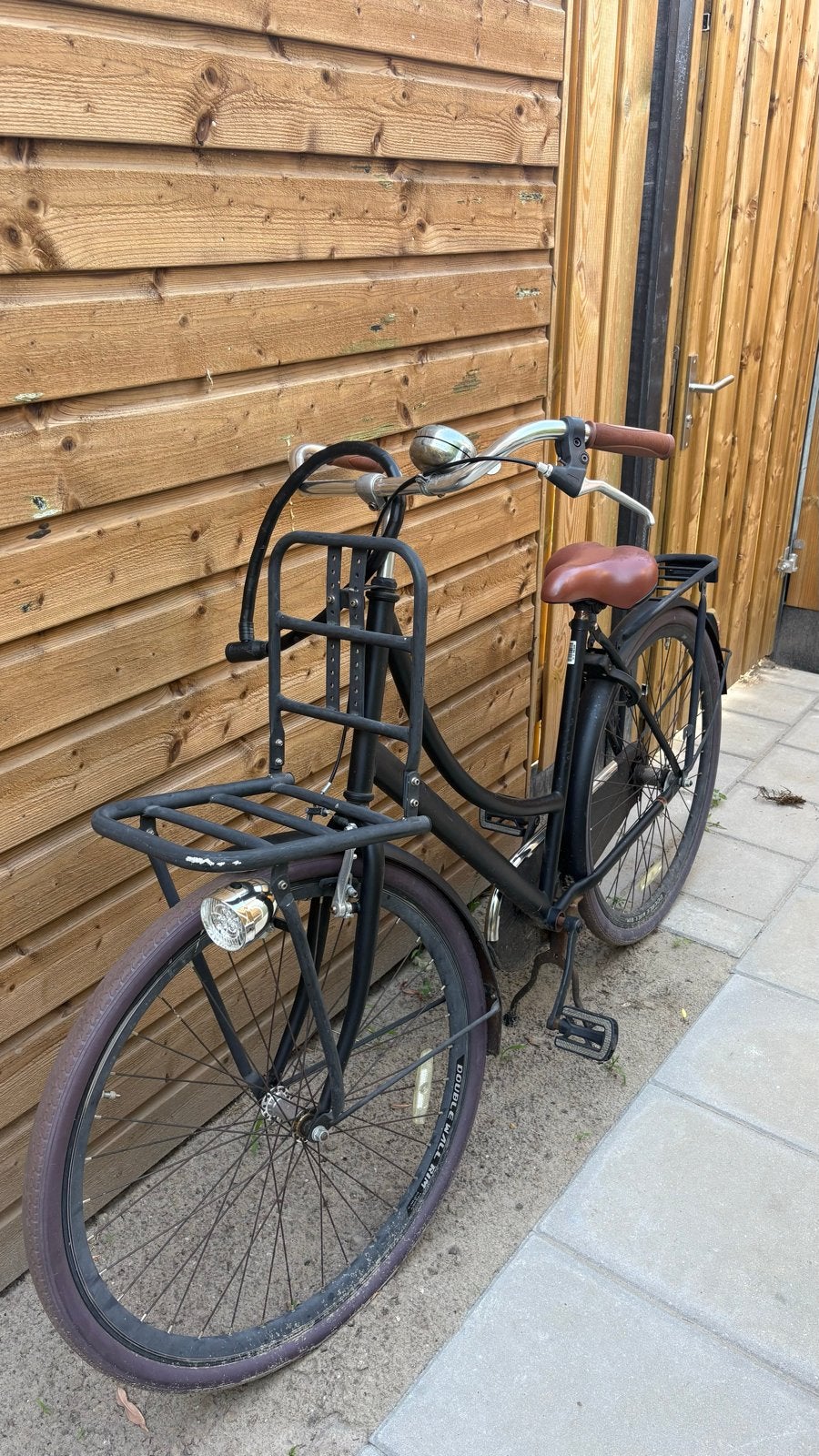 Zwarte oma fiets met voordrager, Fietsen en Brommers, Fietsen | Dames | Damesfietsen, Terugtraprem, Ophalen, Overige merken, 53 tot 56 cm