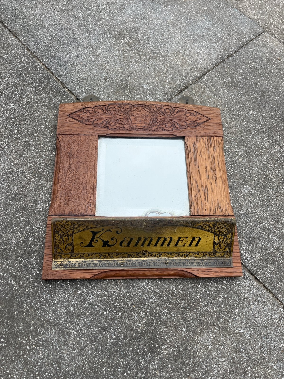 spiegel met 'Kammen' inscriptie, Antiek en Kunst, Ophalen of Verzenden, Rechthoekig, Minder dan 50 cm, Minder dan 100 cm