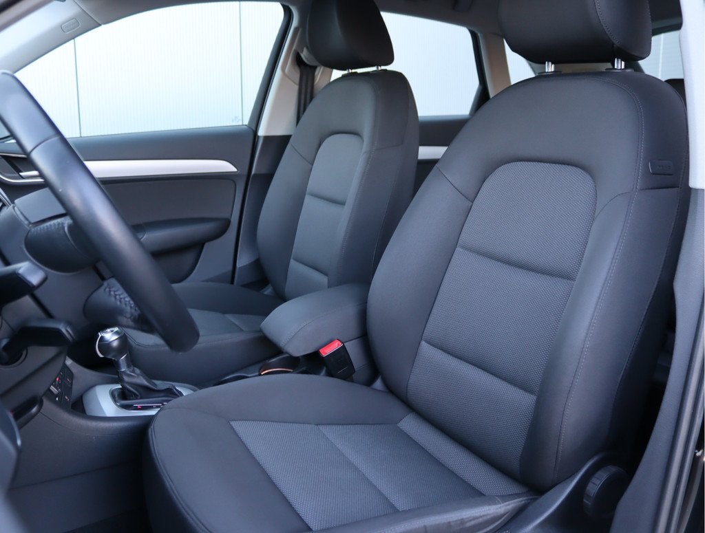 Audi Q3 1.4 TFSI CoD Advance | S-line | Trekhaak | Navigatie, 12 maanden, 4 cilinders, Zwart, Origineel Nederlands