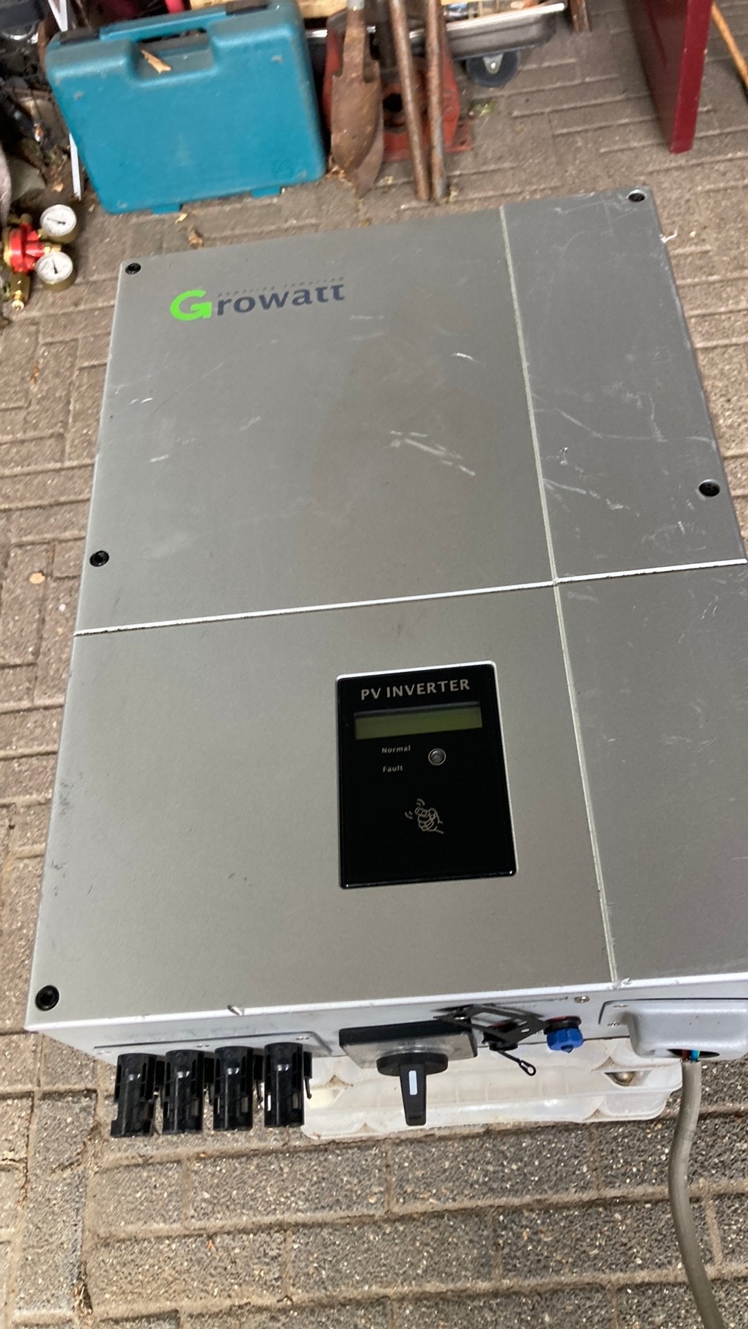 Growatt inverter 3600 Watt af te halen voor € 50,00, Ophalen, Zo goed als nieuw