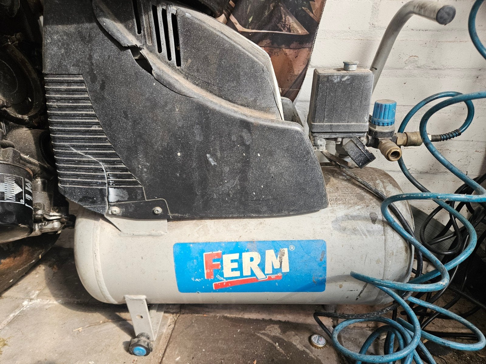 Ferm Compressor Oudje - Werkt Goed - 40L Tank, Ophalen of Verzenden