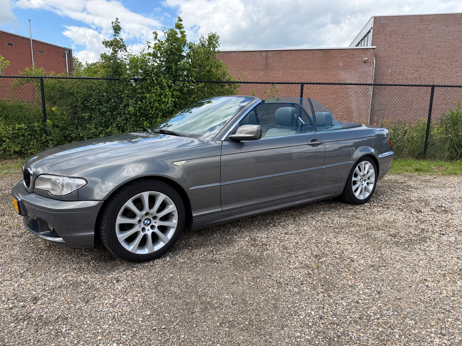 BMW 3-Serie 2.0 CI 318 Cabrio 2005 Stratusgrau Metallic, Auto's, 13 km/l, Achterwielaandrijving, 1995 cc, 680 kg