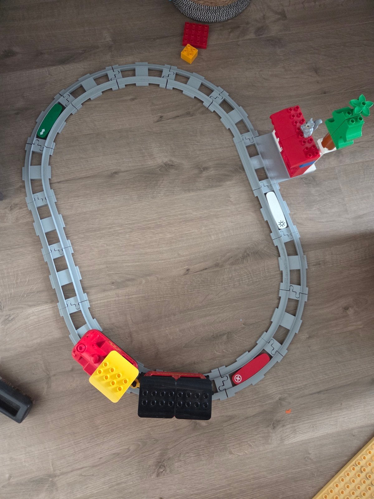 Duplo Treinset met locomotief en wagon, Kinderen en Baby's, Speelgoed | Duplo en Lego, Inclusief minifiguren, Gebruikt, Overige thema's