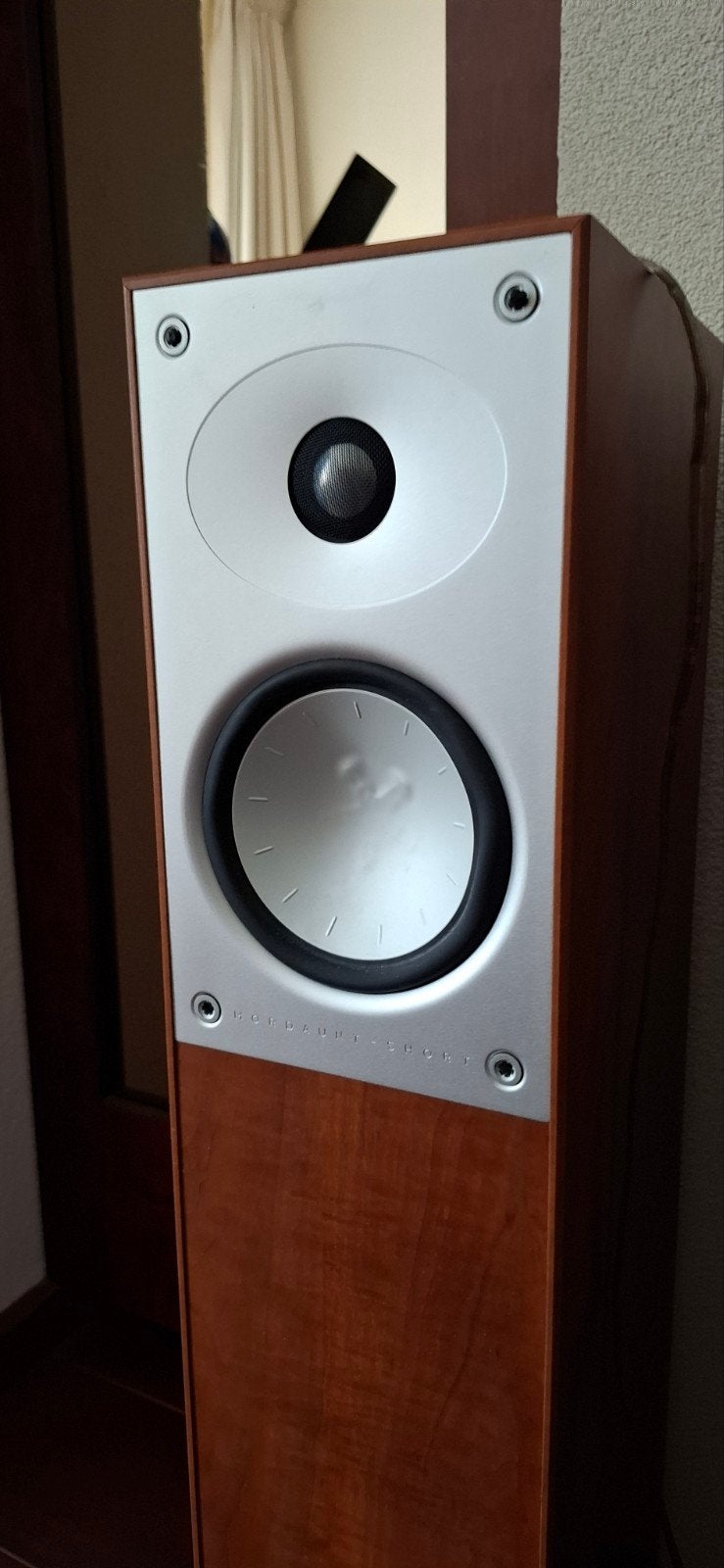 Mordaunt short avant 906i speakerset, Gebruikt, Inclusief standaarden, 60 tot 120 watt, Ophalen