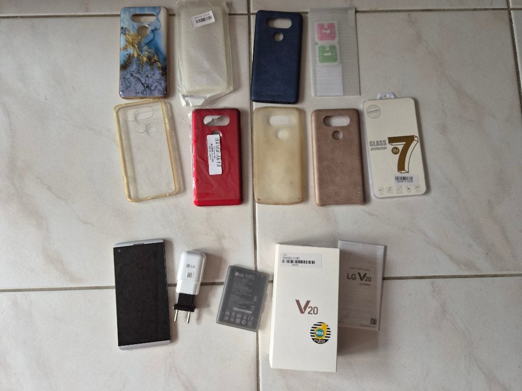 Set oude telefoons met accesoires. LG V20 & G5, Note10, etc., Gebruikt, Overige modellen, Zwart, Touchscreen