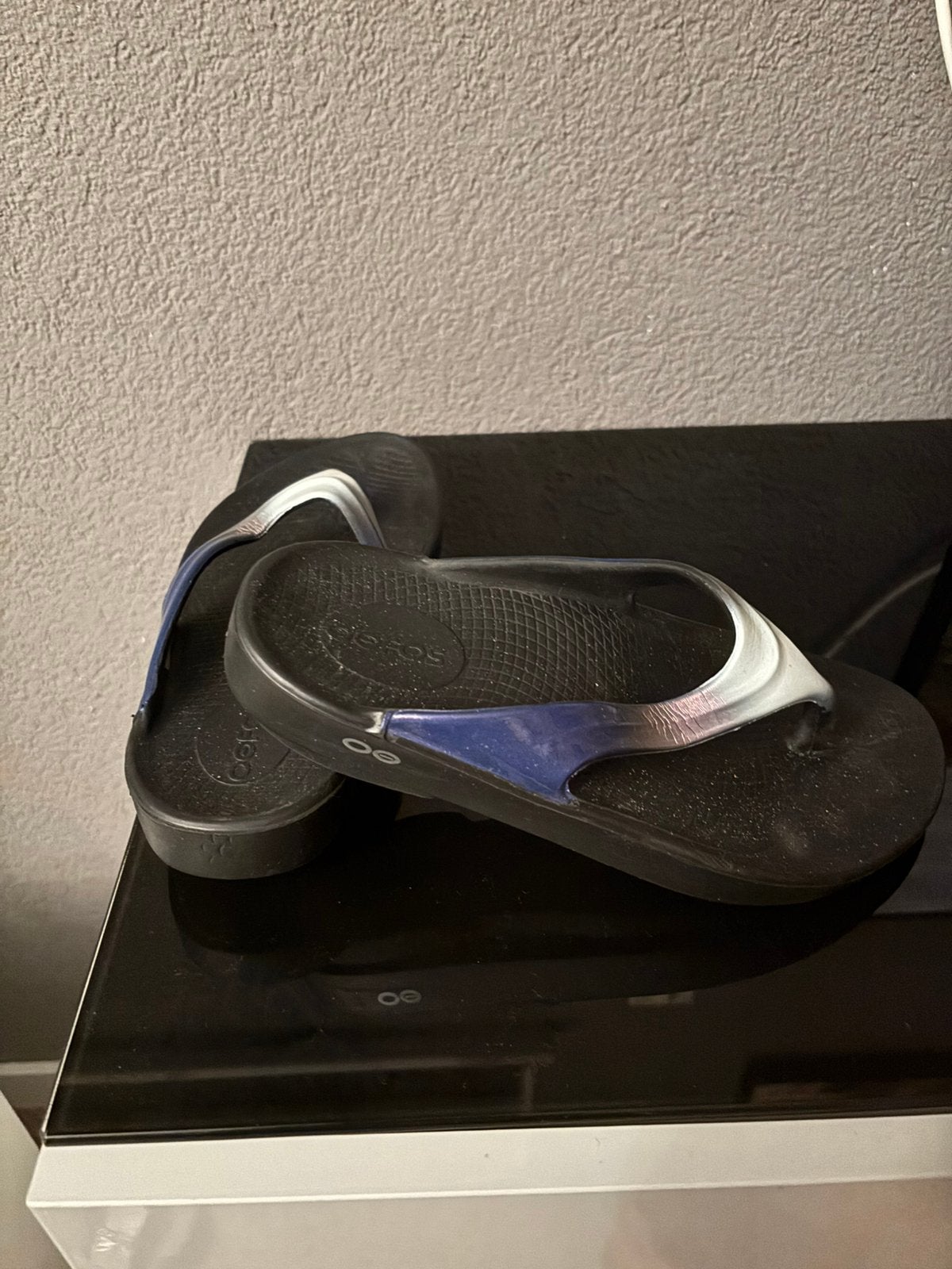Slippers met voetboog, Ophalen, Zo goed als nieuw, Zwart