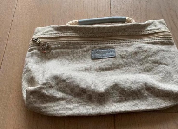 Longchamp toilettas, Sieraden, Tassen en Uiterlijk, Toilettassen, Ophalen of Verzenden, Zo goed als nieuw, Beige, Heer of Dame