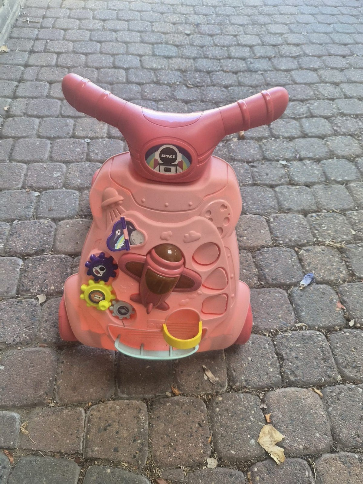 Roze baby loopstoel met activiteitenpaneel, Ophalen of Verzenden, Gebruikt, Overige typen, Met wieltjes