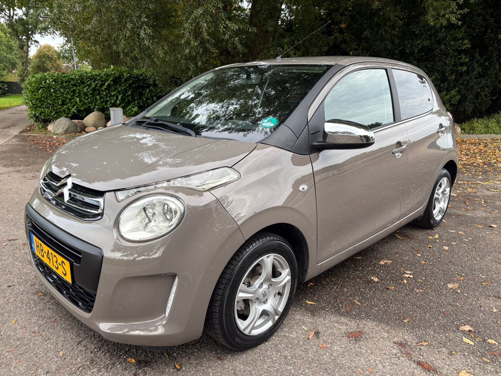 Citroën C1 1.0 E-vti 5-DRS 2015 109000km zeer nette staat!, Voorwielaandrijving, Euro 5, Stof, Zwart
