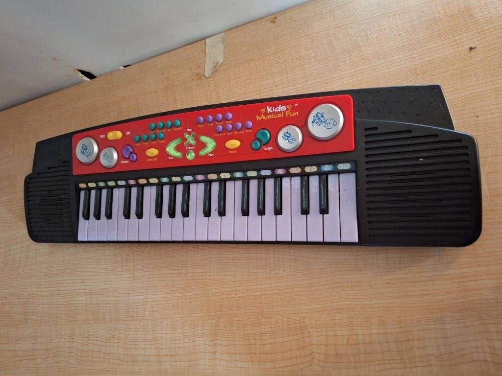 kinder keyboard piano, Ophalen of Verzenden, Zo goed als nieuw, Jongen of Meisje