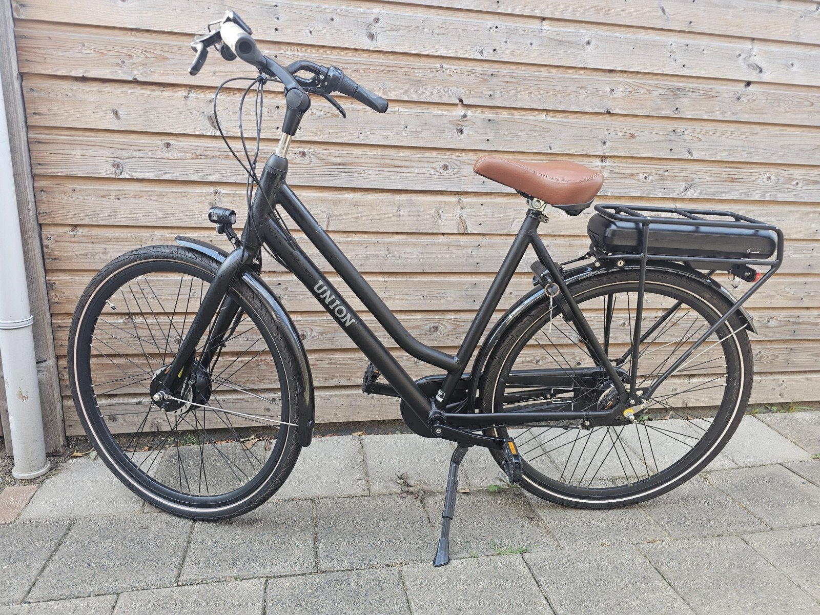 Elektrische fiets Union E-Curb, 57cm frame, afneembare accu, Zo goed als nieuw, 50 km per accu of meer, 55 tot 59 cm, Ophalen