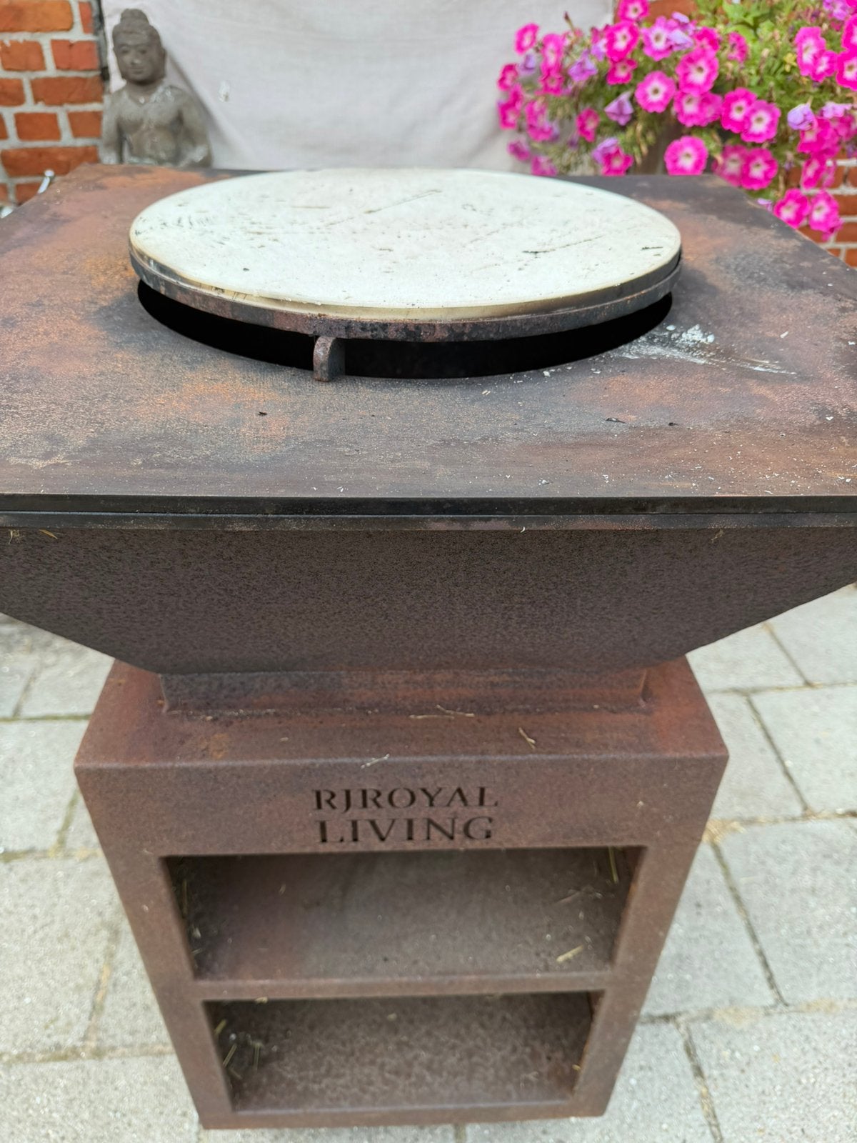 BBQ planchet met pizza steen, Tuin en Terras, Ophalen, Zo goed als nieuw