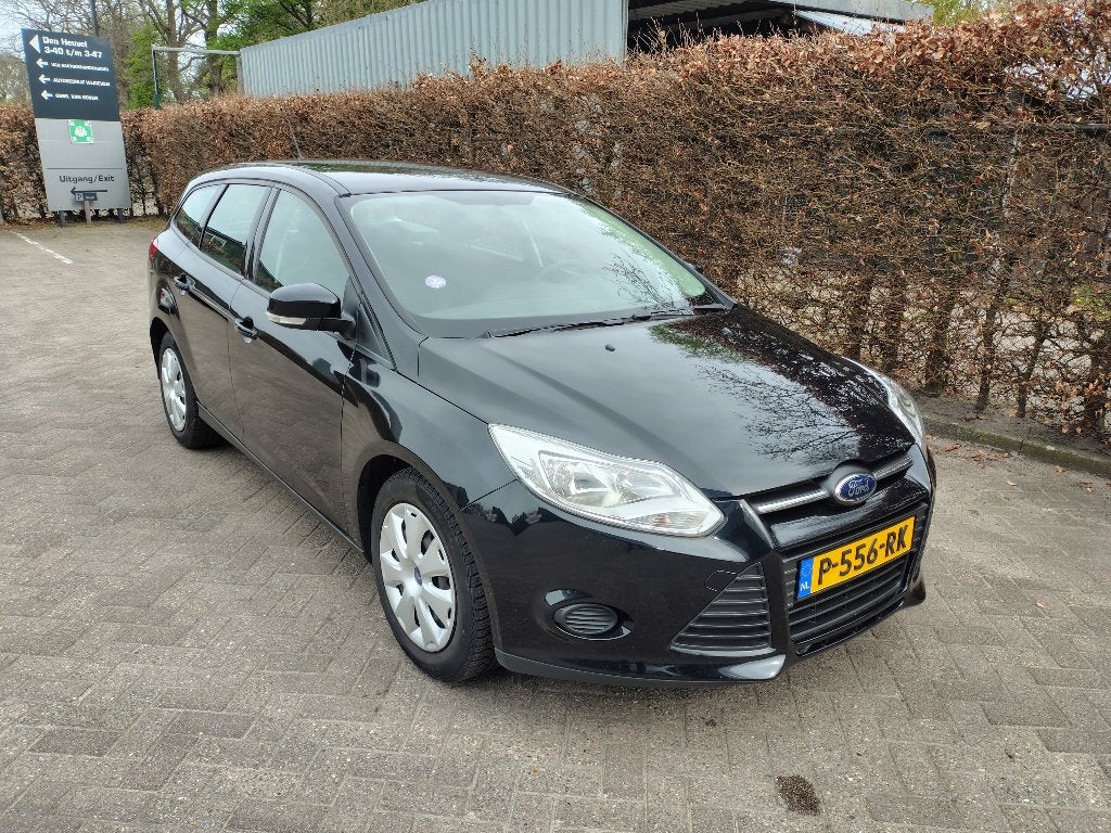 Ford Focus 1.0 Nieuwe distributie en koppakking, Euro 5, Stof, Zwart, Sound system