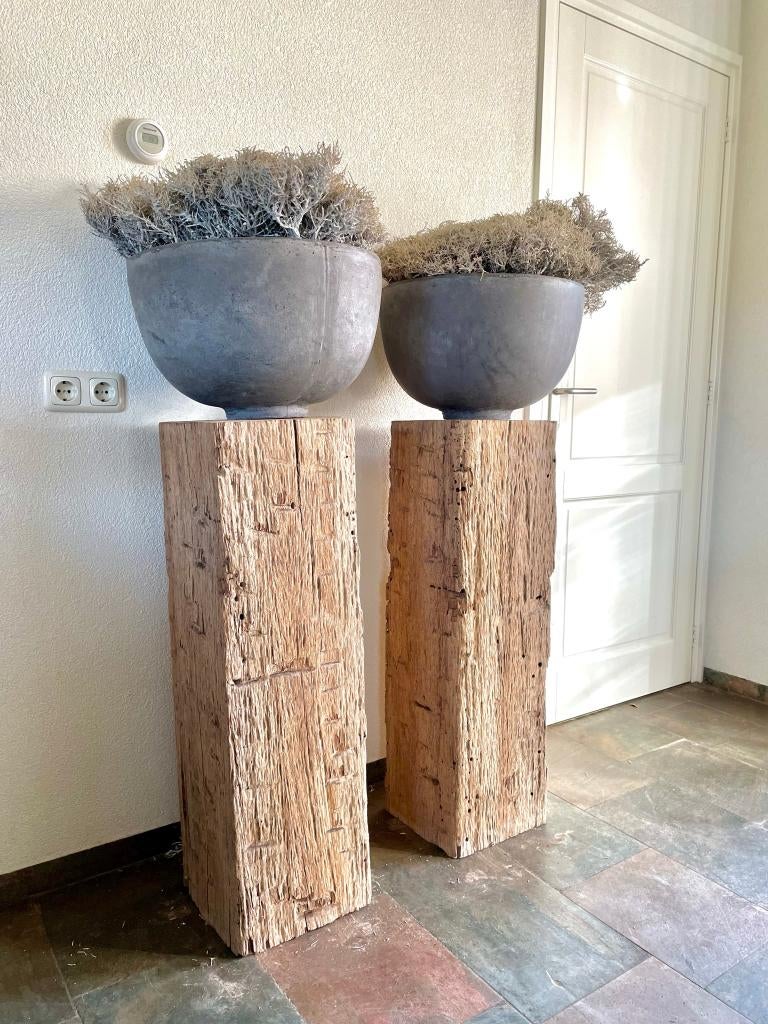 Grote voorraad houten sokkels . pilaren . zuilen . meerpalen, Huis en Inrichting, Woonaccessoires | Zuilen en Pilaren, Ophalen