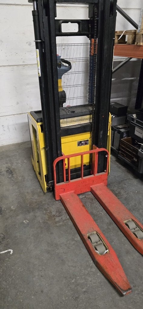 Stapelaar Hyster 1500 kg, Zakelijke goederen, Machines en Bouw | Heftrucks en Intern transport, Ophalen, Stapelaar, Hyster, 1000 tot 2000 kg