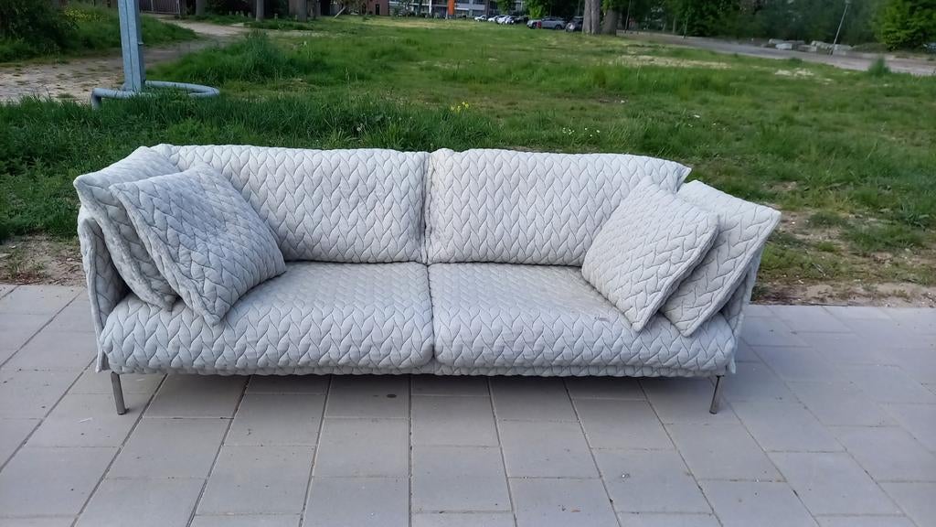 Moroso Gentry van Patricia Urquiola nog opnieuw te stofferen, Huis en Inrichting, Banken | Bankstellen, Ophalen of Verzenden, Stof