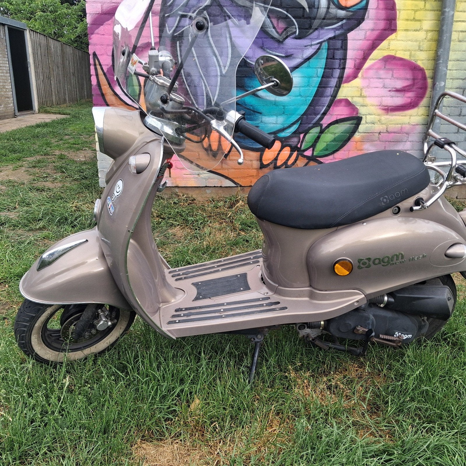 scooter agm te koop vraagprijs 400 euro izgs, Ophalen of Verzenden, Zo goed als nieuw, Overige typen, Overige merken