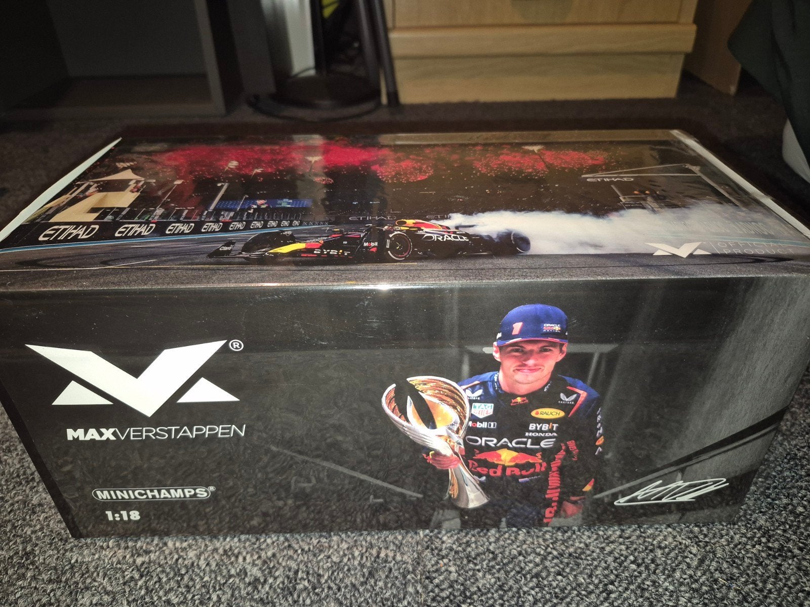 minichamps 1.18 max verstappen 2023 abu dhabi gp ongeopend, Ophalen of Verzenden, Nieuw, Formule 1