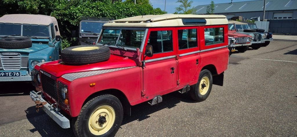 Land Rover Defender Stage One V8 106.000km NAP, 1780 kg, 136 pk, Gebruikt, 8 cilinders