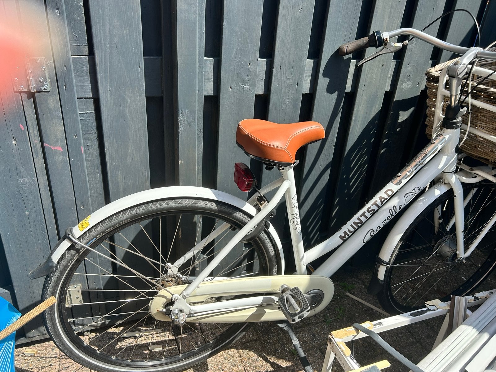 Gazelle Miss Grace damesfiets met mand, Fietsen en Brommers, Fietsen | Dames | Damesfietsen, Gebruikt, Velgrem, Versnellingen