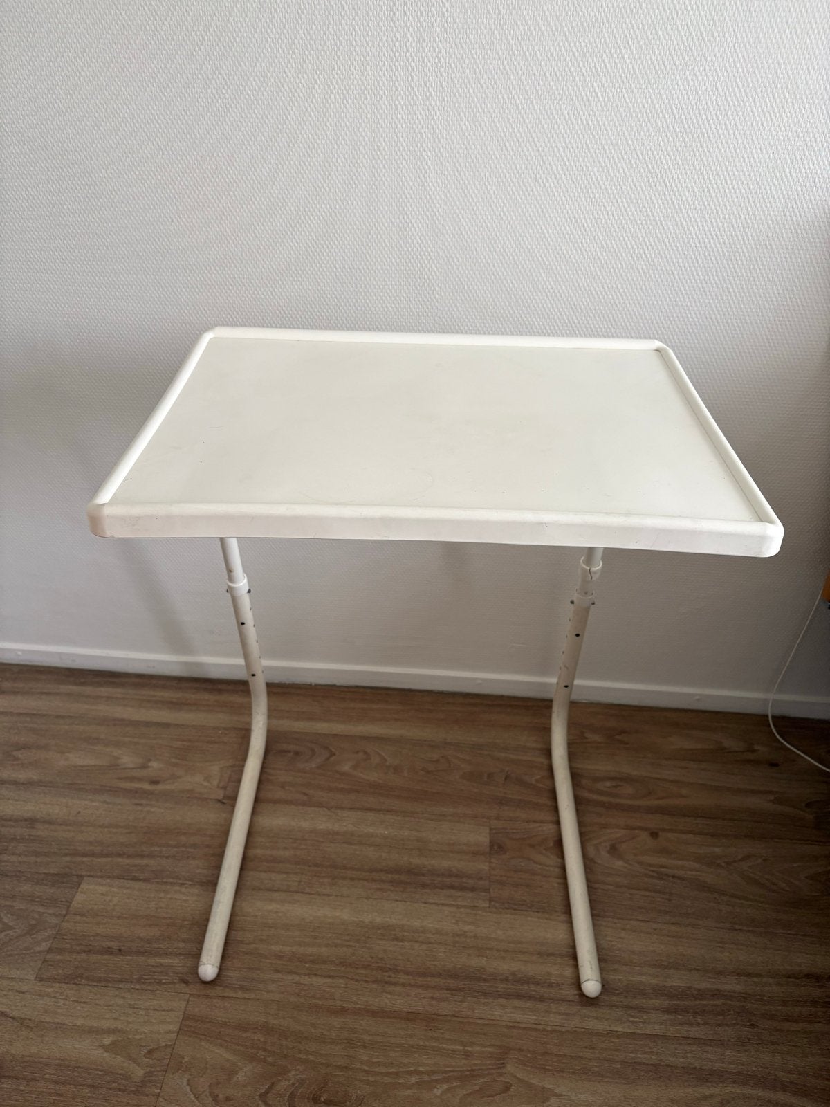 Handige opklapbare bijzettafel - Table-Mate, Kunststof, Gebruikt, 60 cm of meer, Rechthoekig