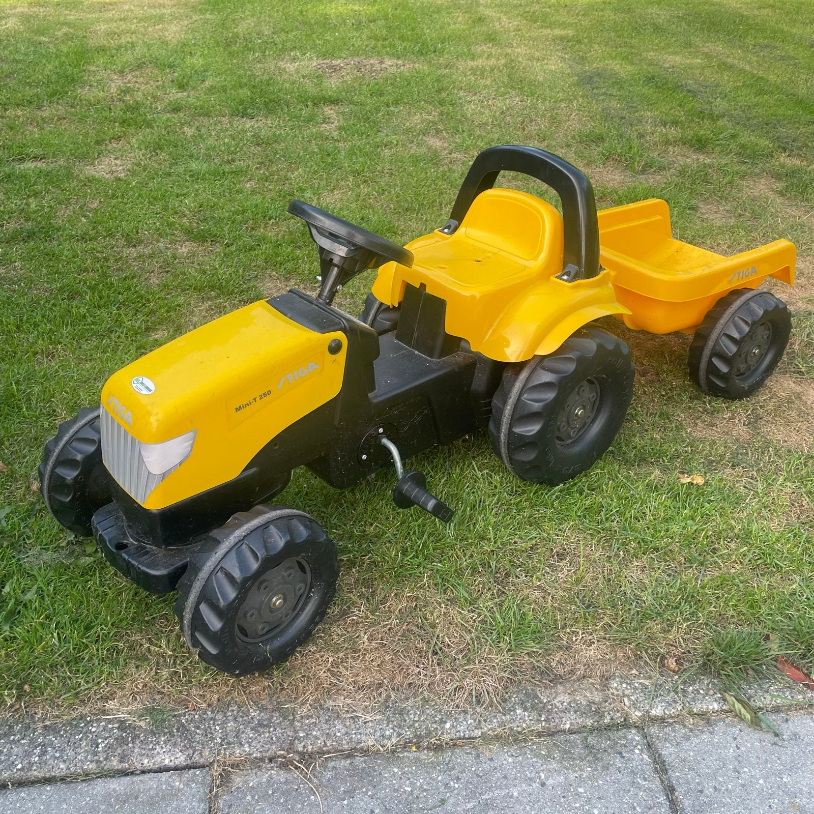 STIGA MINI-T 250 SPEELGOED-TRAPTREKKER, Ophalen, Gebruikt, Trapvoertuig