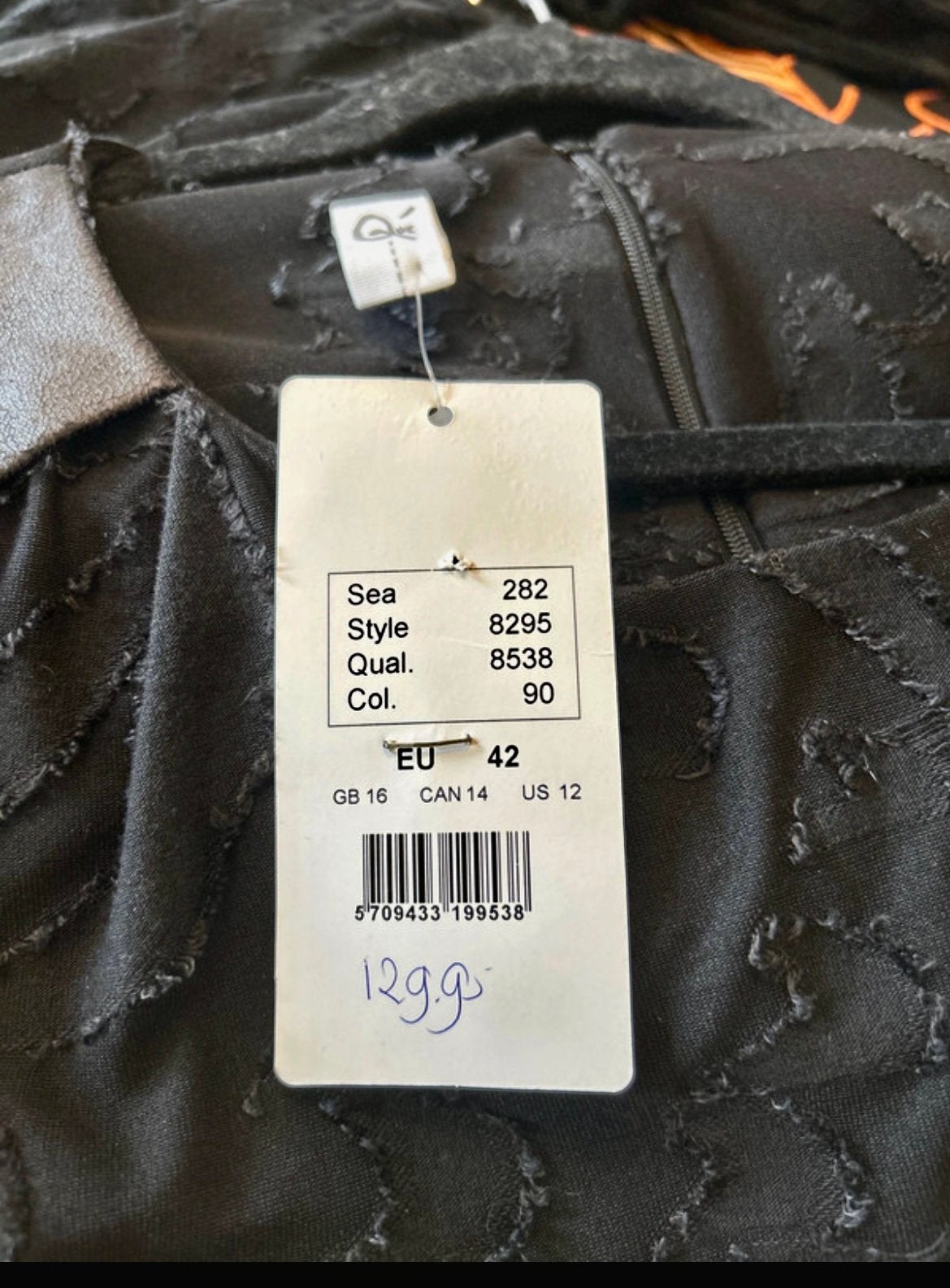 Que! Luxe zwarte blouse  42-44, Ophalen of Verzenden, Nieuw, Zwart, Blouse of Tuniek