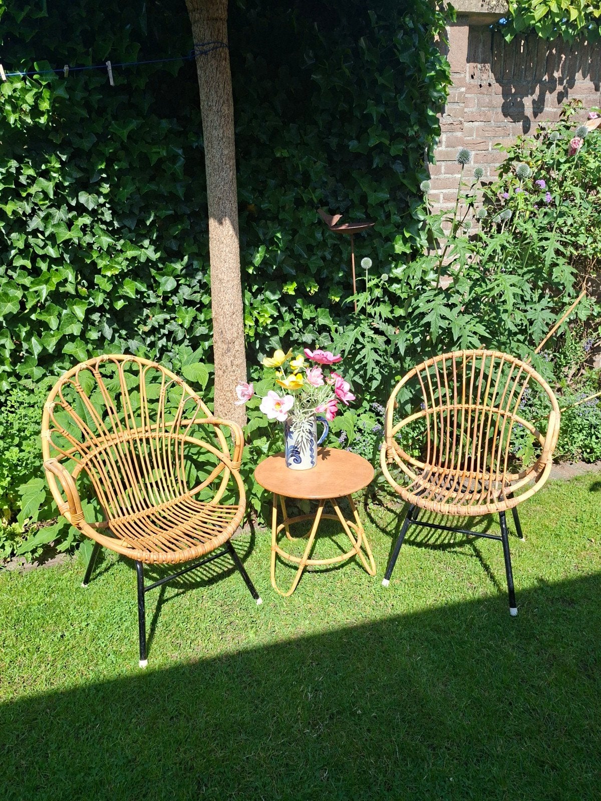 Vintage rotan stoeltjes en tafeltje, Ophalen