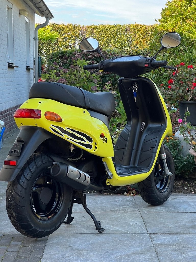 ⭐️Piaggio Typhoon TPH 50cc 2 takt geel Brom Nette staat⭐️, Fietsen en Brommers, Niet ingevuld, Niet ingevuld, Niet ingevuld