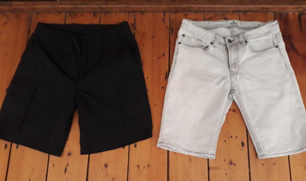 Keuze uit 3 korte broeken. Maat S,  M en XL, Ophalen of Verzenden, Zo goed als nieuw, Zwart