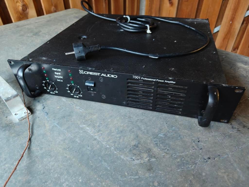 Crest Audio 7001 Professionele Eindversterker, Audio, Tv en Foto, Versterkers en Receivers, Gebruikt, 120 watt of meer, Stereo