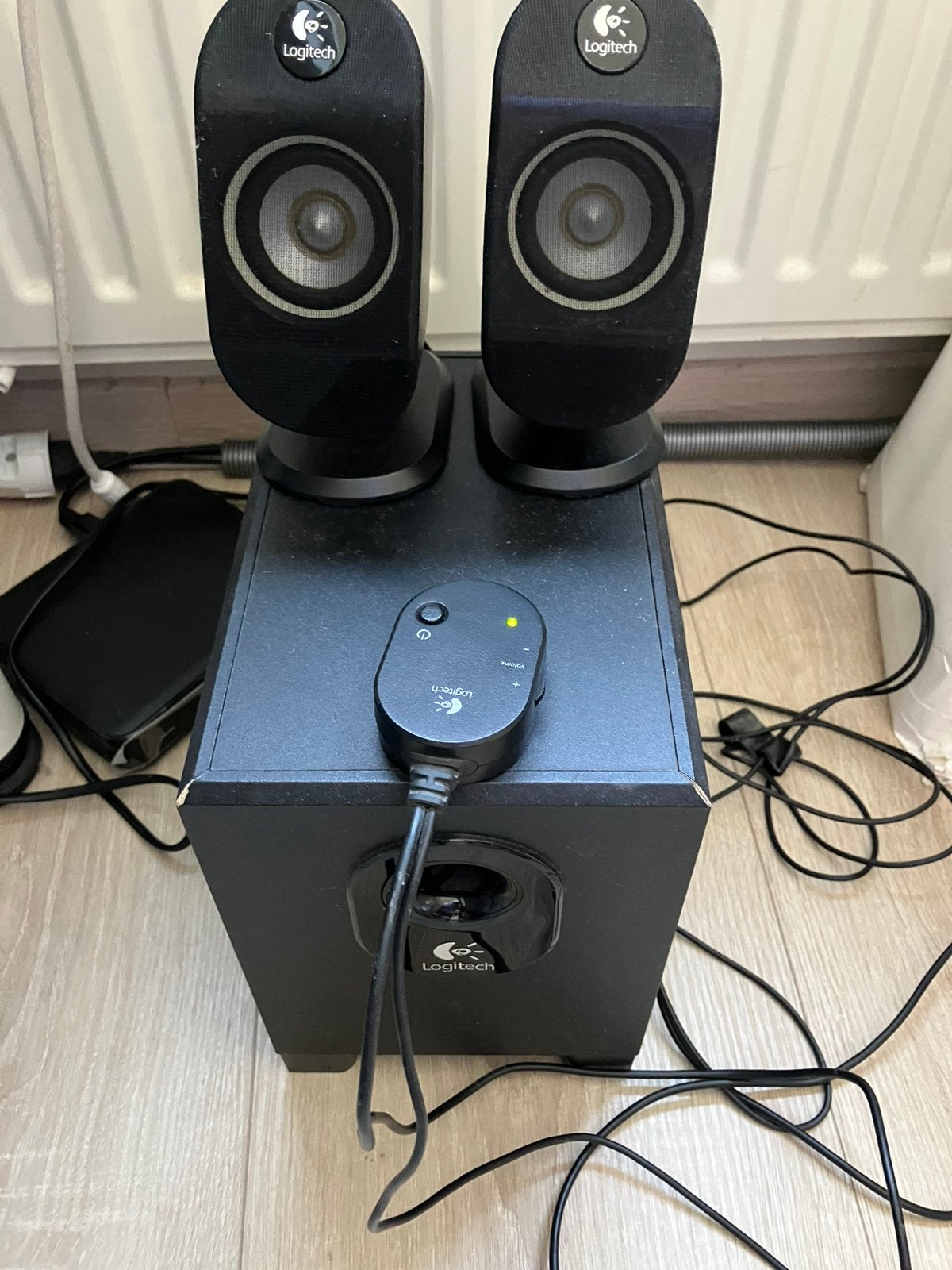 Logitec subwoofer/speaker set, Ophalen of Verzenden, Gebruikt, Logitech