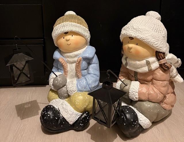 2 Kinderbeelden (winter tafereel), Verzamelen, Beelden en Beeldjes, Ophalen of Verzenden, Mens