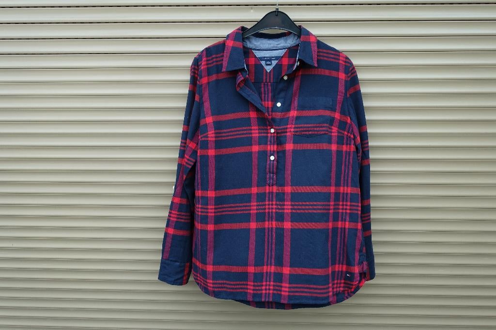Tommy Hilfiger top.   Maat  M, Maat 38/40 (M), Overige kleuren, Verzenden, Zo goed als nieuw