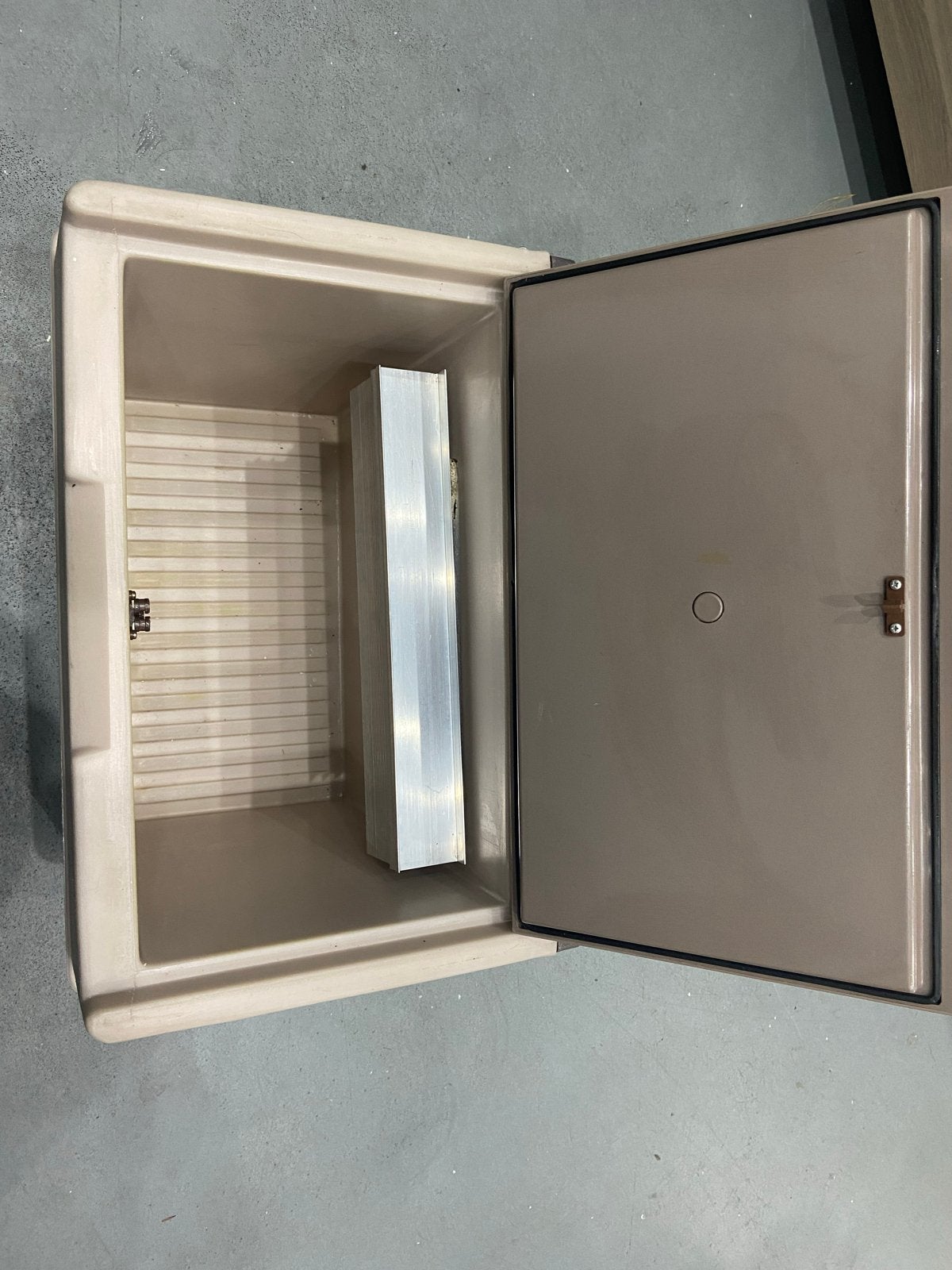 Electrolux Koelbox RC 165 - 36L inhoud, 12V/220V/Gas, Ophalen, Gebruikt, Koelbox, Elektrisch