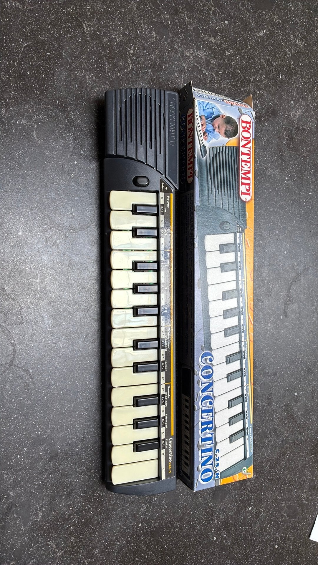Bontempi Concertino C25/N mini piano, Zwart, Digitaal, Ophalen of Verzenden, Zo goed als nieuw