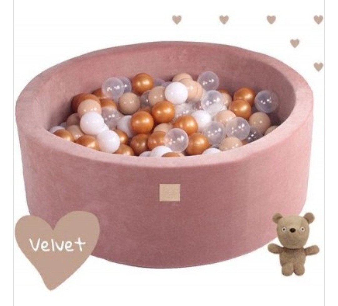 Roze fluwelen ballenbak incl ballen te koop, Ophalen, Zo goed als nieuw, Overige typen