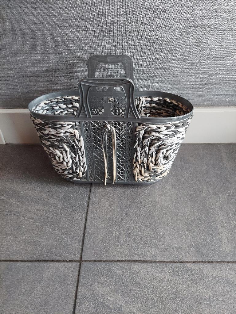 handwerktas boodschappentas shopper krantenbak, Ophalen of Verzenden, Nieuw, Haken, Patroon of Boek