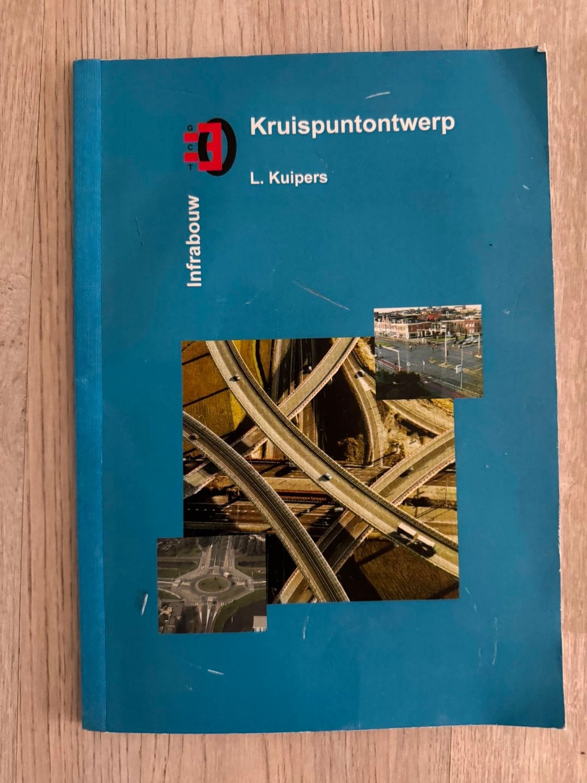 Boeken opleiding Civiele Techniek (4 stuks), Ophalen of Verzenden, Gelezen, Bouwkunde