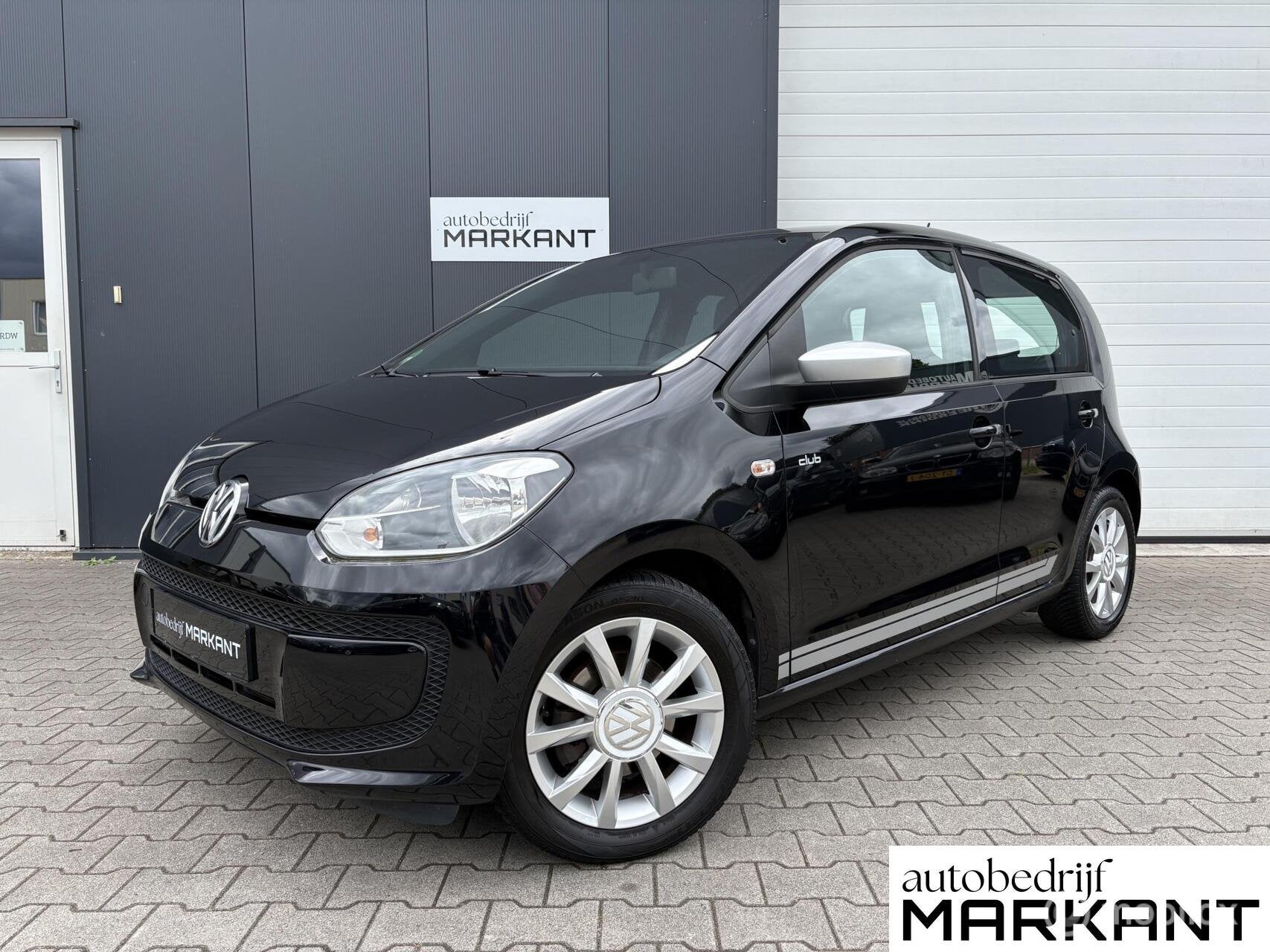 Volkswagen Up! 1.0 75pk BlueM. CLUB Airco / 5-Drs / Rijklaar, Auto's, Volkswagen, Voorwielaandrijving, Stof, Gebruikt, 840 kg