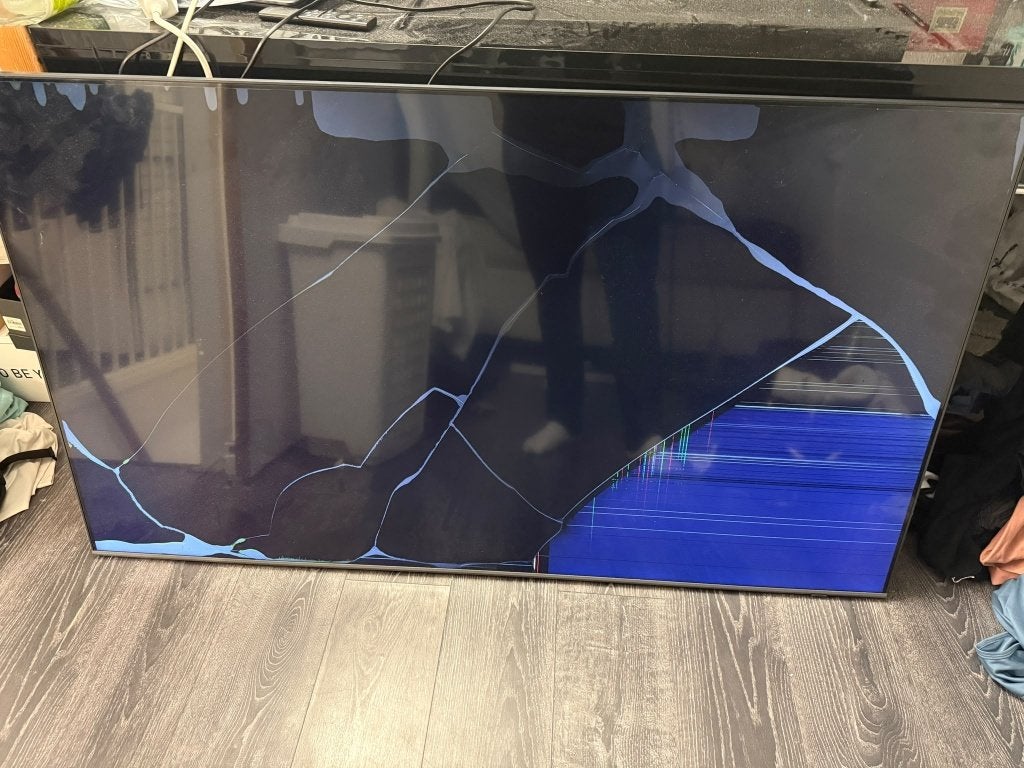 TV schermschade wordt hij verkocht als defect, Ophalen of Verzenden, 100 cm of meer, 50 Hz, Philips