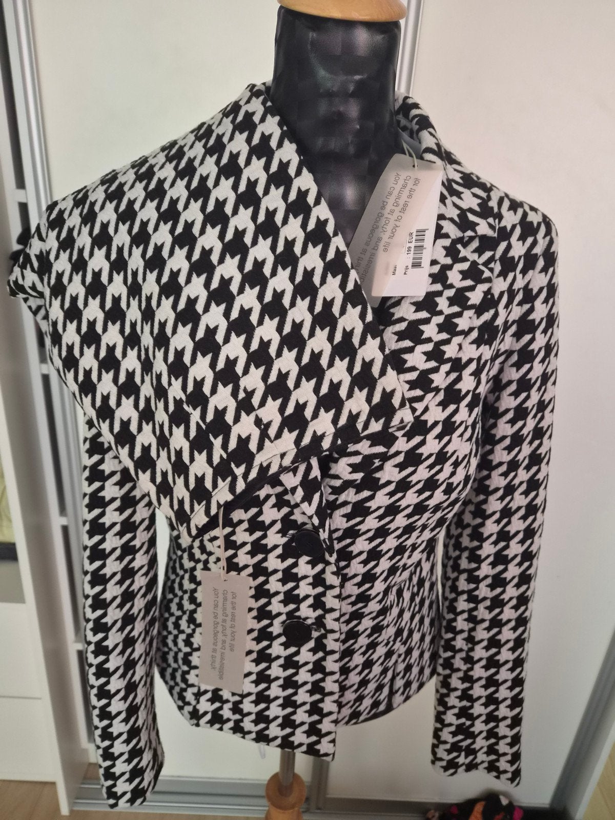 nieuw prachtige setje rok en blazer jasje amania 38 40, Maat 38/40 (M), Overige typen, Zwart, Nieuw