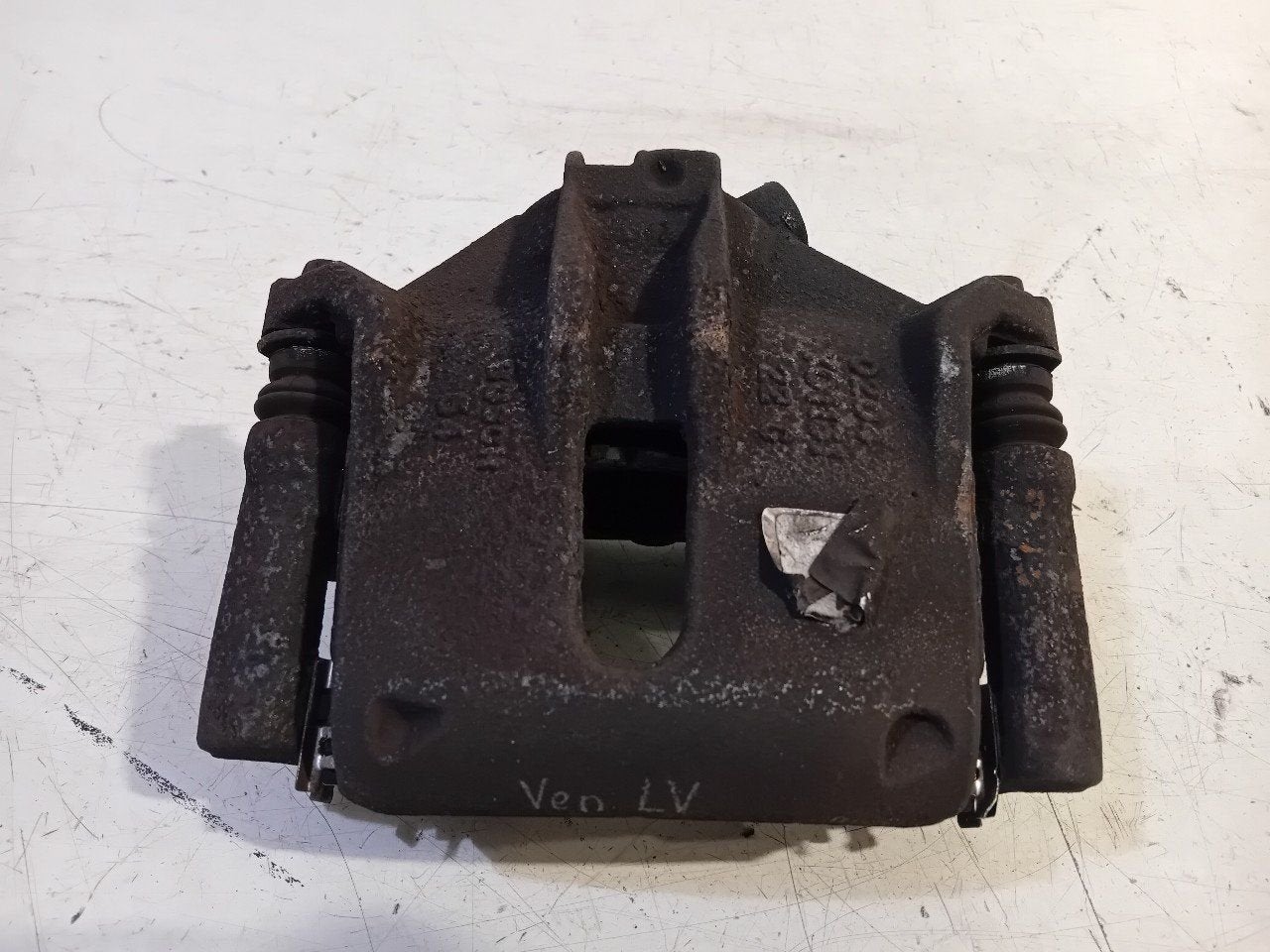 Remklauw links voor Citroën C4, Auto-onderdelen, Onderdelen@venauto.nl, Van der Ven Autorecycling B.V., Gebruikt, Ettenseweg 76, 4706 PB Roosendaal, The Netherlands