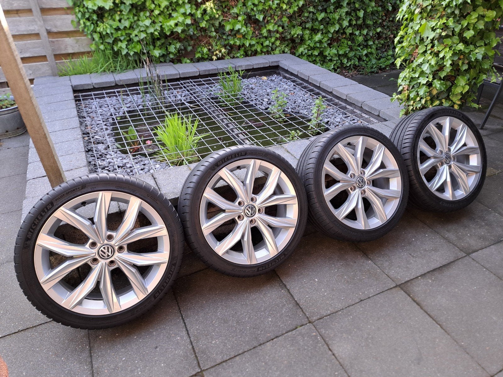 NIEUW 18" 5x112 VW Kingston Velgen VW Golf 6 7 8 VW Caddy, Ophalen, 18 inch, Banden en Velgen, Nieuw