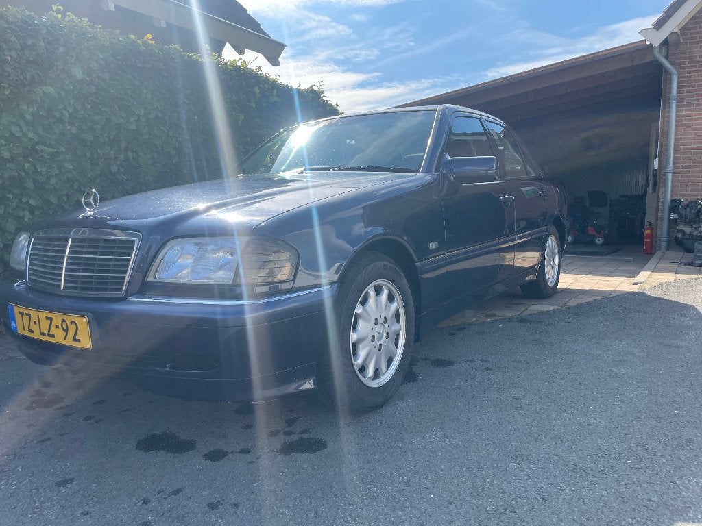 Mercedes-Benz C-Klasse 1.8 C180 Sedan Esprit AUT 1998 Blauw, Automaat, 4 cilinders, 1799 cc, Blauw