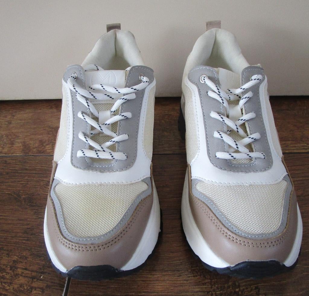 Dames sneakers maat 37, Kleding | Dames, Schoenen, Ophalen of Verzenden, Melting Stockholm, Sneakers of Gympen, Zo goed als nieuw